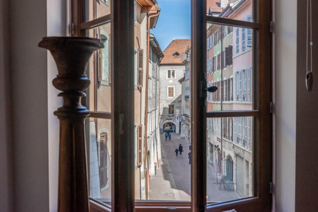 Ferienwohnung Le Rousseau Annecy Exterior foto